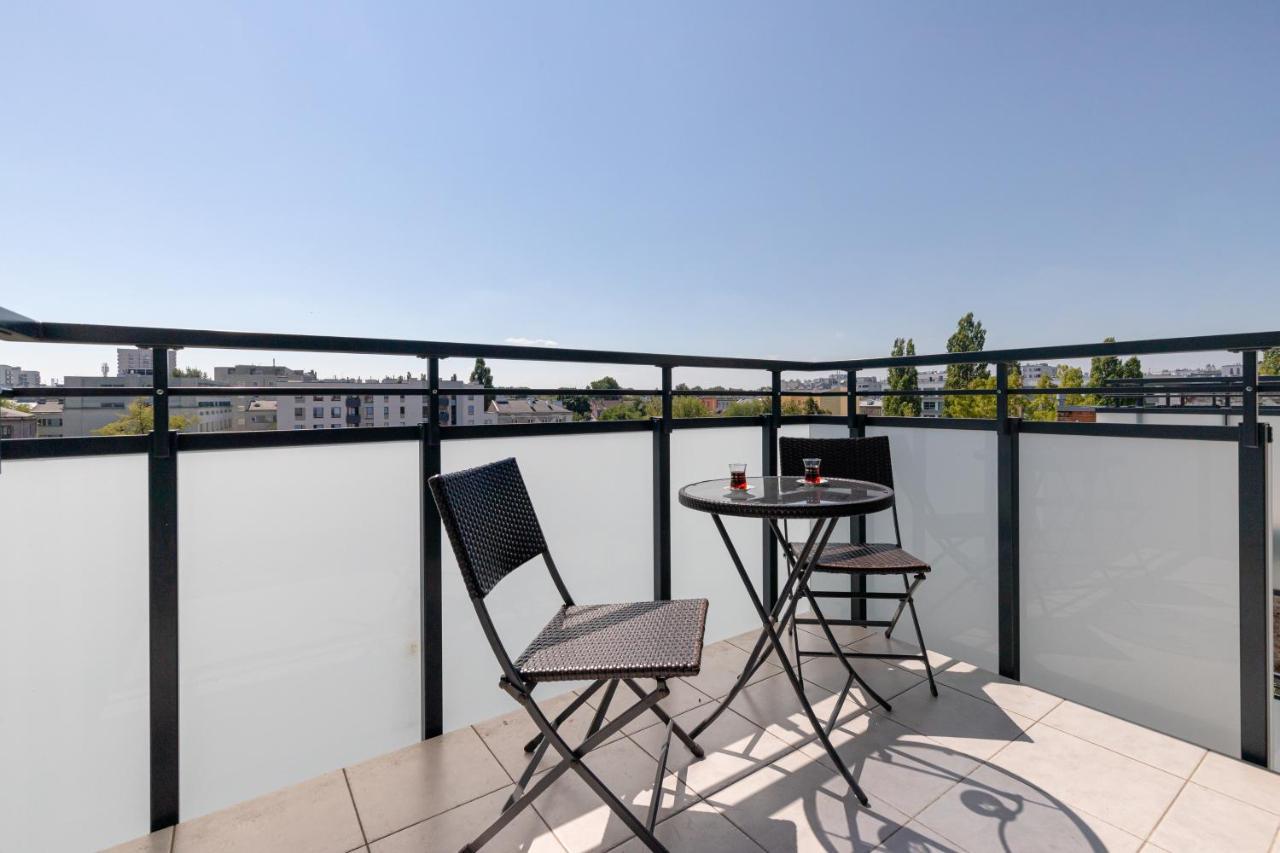 Owsiana 9 - Modern Designed Apartment With Balcony By Noclegi Renters Varşovia Exterior foto
